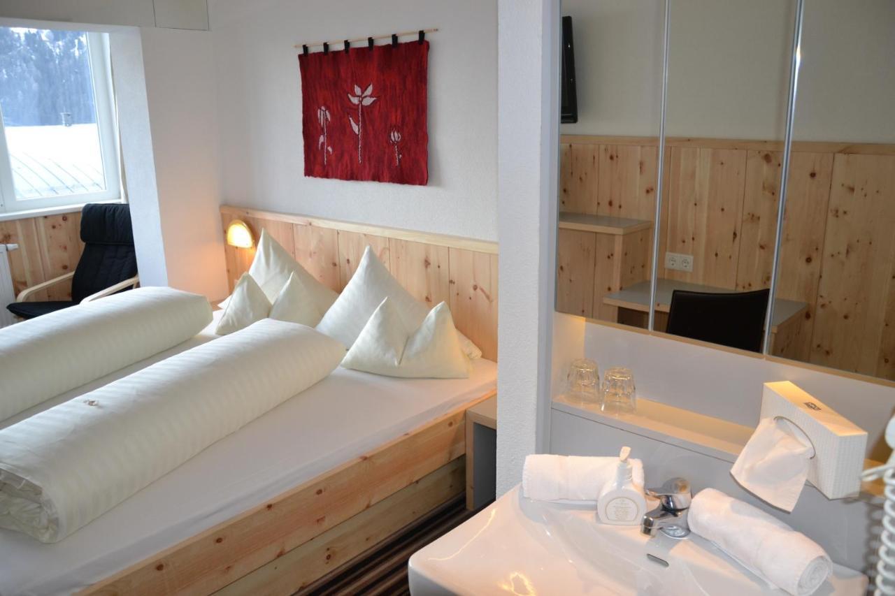 Hotel Alpina Nature-Wellness Веннс Экстерьер фото