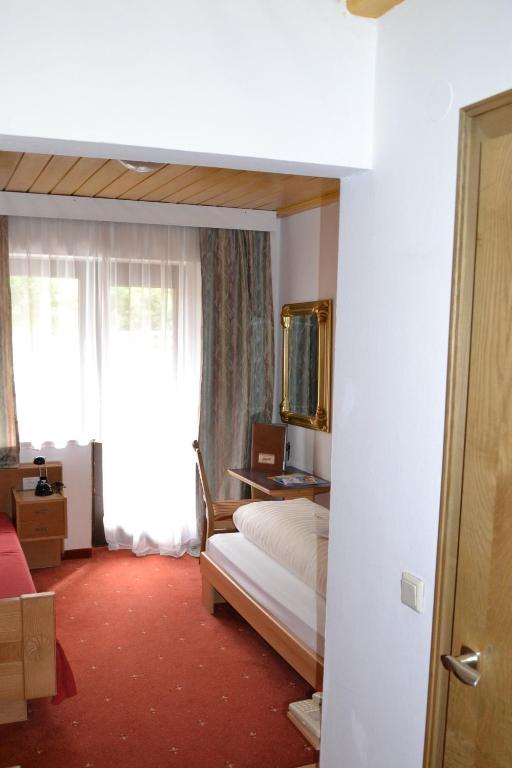 Hotel Alpina Nature-Wellness Веннс Номер фото