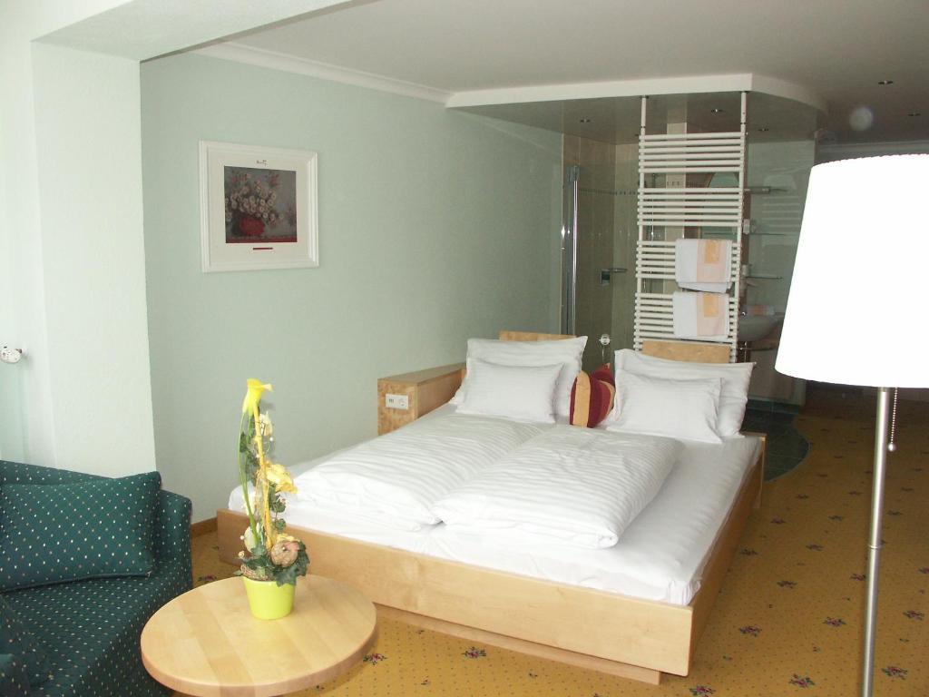 Hotel Alpina Nature-Wellness Веннс Номер фото