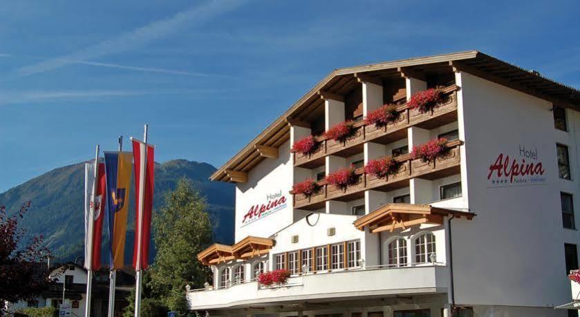 Hotel Alpina Nature-Wellness Веннс Экстерьер фото